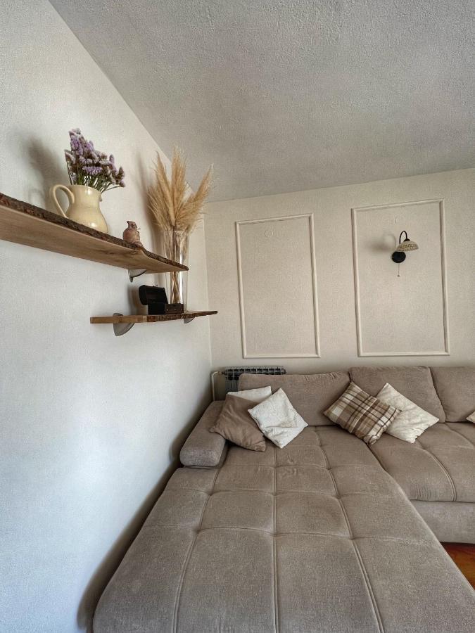 Apartmani Mia Palit Экстерьер фото